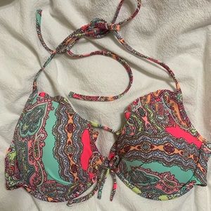 Victoria’s Secret Push m-up Strung Bikini Top